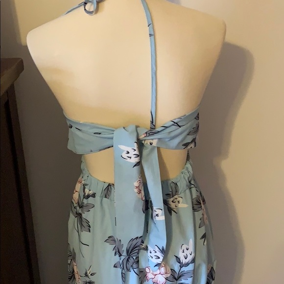 Blue Floral backless maxi dress - Picture 3 of 3